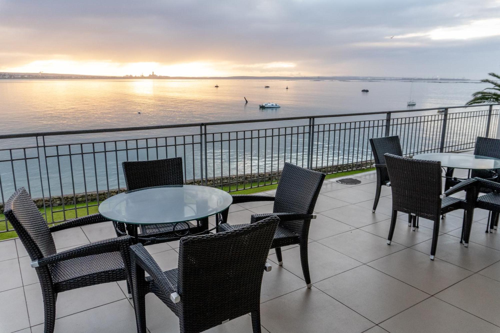โรงแรมซัลดานฮา เบย์ Saldanha Bay ภายนอก รูปภาพ